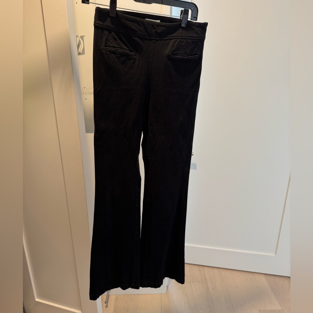 Cute black bell bottom pants from anthro!
